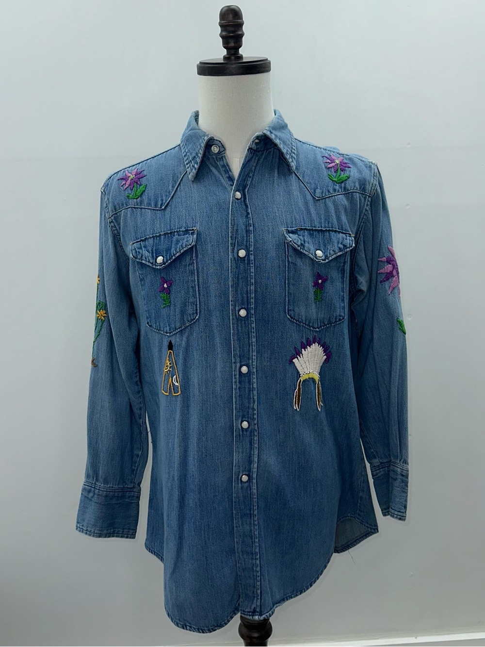 Rare Vintage Maverick Western Shirt Custom Hand Embroidered Beaded Folk Art M/L